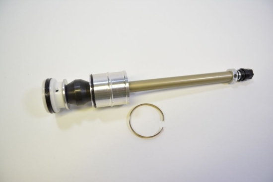 Detalė Fox Service Set: 2017  Air Shaft Assy 32 80mm FLOAT NA 2 1.132' Bore SC (820-02-402-KIT)