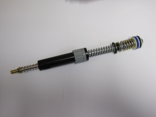 Fox 2015 Service Set: Air Shaft Assy 34 29in FLOAT 130 Thru Bolt with Shuttle (820-02-305-KIT)