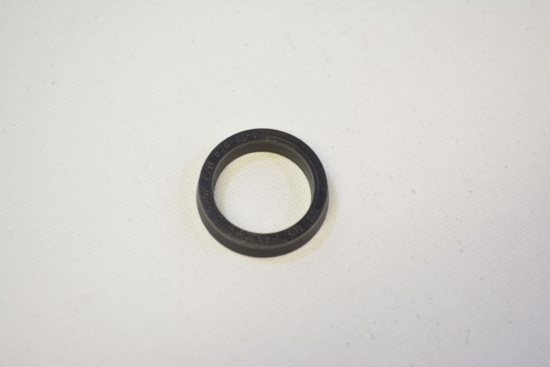 Detalė Fox 2016 Seals: U-Cup Scraper Talas 5 (036-01-071)